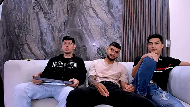 hot day online show from 03-18-25, 01:53