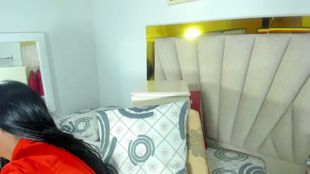 Evelonga 707 online show from 12-27-24, 07:14