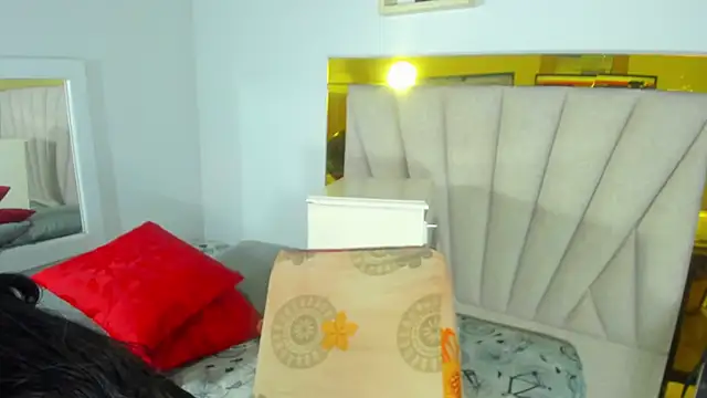 Evelonga 707 online show from 12-28-24, 07:11