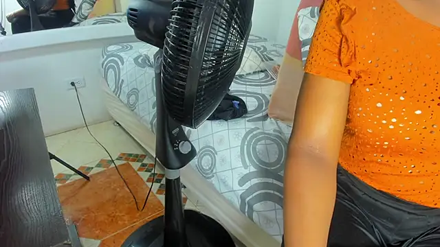 Evelonga 707 online show from 01-30-25, 07:04