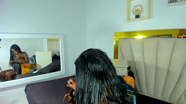 Evelonga 707 online show from 03-03-25, 07:06