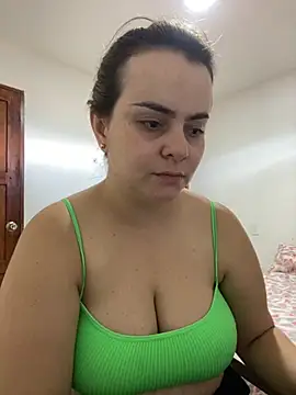 Im Amelia online show from 09-10-25, 04:07