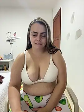 Snapshot of Im_Amelia chatting on 06-14-26, 01:25 Im Amelia online show from 06-14-26, 01:25