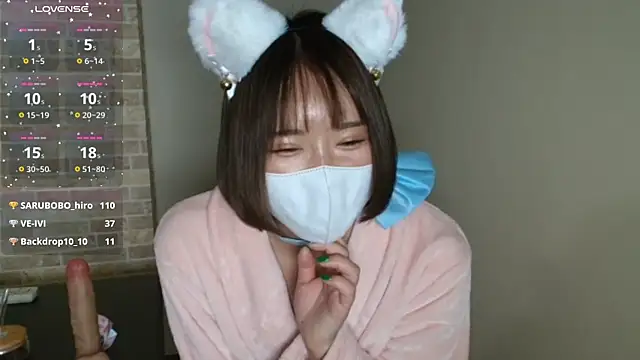 Snapshot of sara__xx__love chatting on 12-10-24, 04:13 sara xx love online show from 12-10-24, 04:13