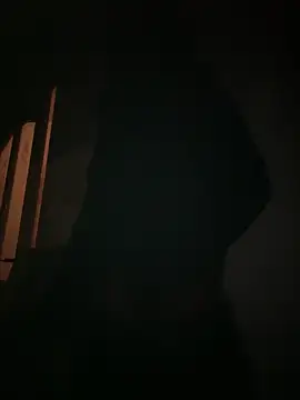 Snapshot of Oorgazmic chatting on 12-18-25, 01:11 Oorgazmic online show from 12-18-25, 01:11