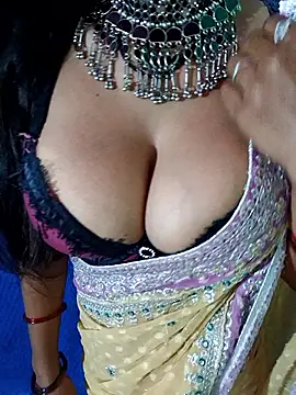 Savita hotmom online show from 12-05-25, 06:59