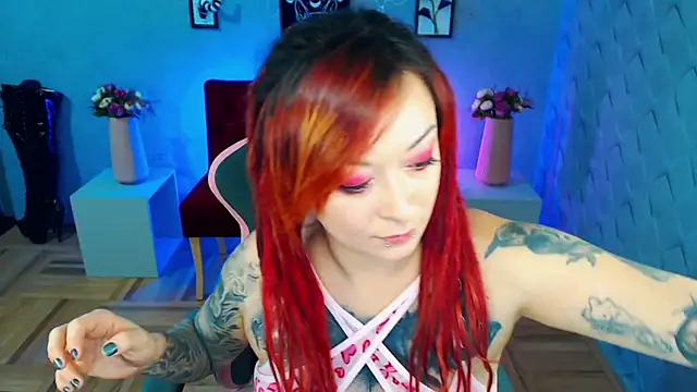 Miss-Tattoo online show from 01-18-25, 05:26