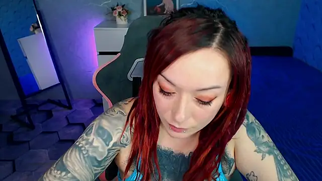 Miss-Tattoo online show from 04-28-26, 03:28