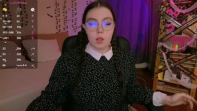 Arizonaa Muse online show from 10-29-25, 01:52