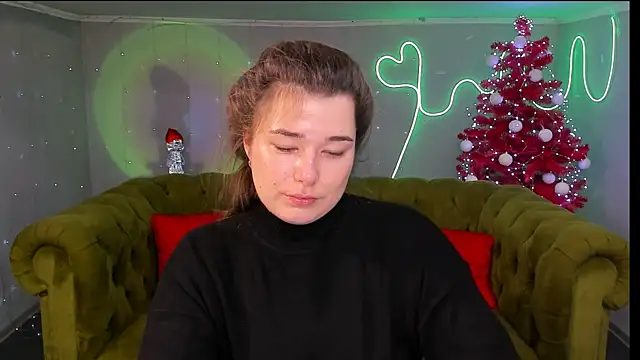 Snapshot of _Sun_Shy_ chatting on 12-19-24, 09:07  Sun Shy  online show from 12-19-24, 09:07