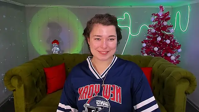 Snapshot of _Sun_Shy_ chatting on 12-21-24, 08:10  Sun Shy  online show from 12-21-24, 08:10