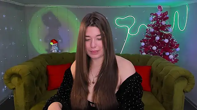 Snapshot of _Sun_Shy_ chatting on 12-22-24, 05:56  Sun Shy  online show from 12-22-24, 05:56