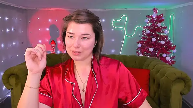 Snapshot of _Sun_Shy_ chatting on 12-31-24, 09:10  Sun Shy  online show from 12-31-24, 09:10