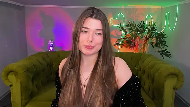 Snapshot of _Sun_Shy_ chatting on 02-02-25, 01:12  Sun Shy  online show from 02-02-25, 01:12