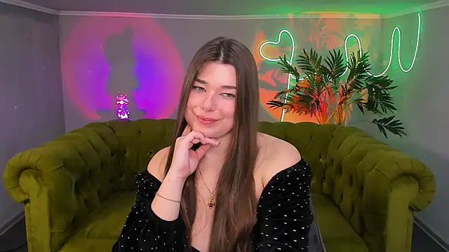 Snapshot of _Sun_Shy_ chatting on 02-02-25, 04:15  Sun Shy  online show from 02-02-25, 04:15