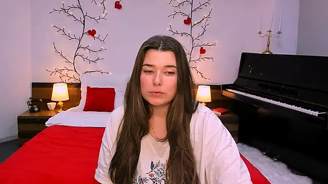Snapshot of _Sun_Shy_ chatting on 03-02-25, 05:01  Sun Shy  online show from 03-02-25, 05:01