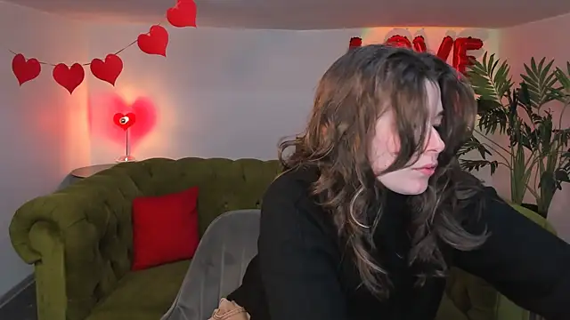 Snapshot of _Sun_Shy_ chatting on 03-06-25, 01:14  Sun Shy  online show from 03-06-25, 01:14