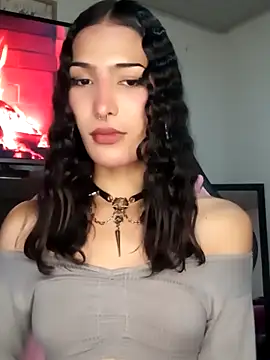 Lanna hott  online show from 09-21-25, 10:44