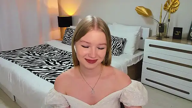 shy  lady online show from 01-19-25, 09:13