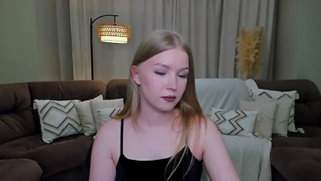 shy  lady online show from 05-28-26, 06:05