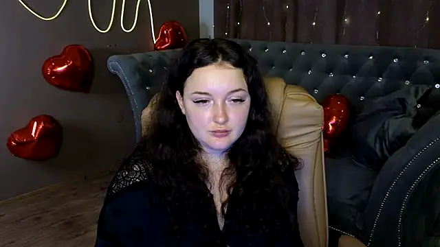 GloriNichols online show from 02-07-25, 02:04