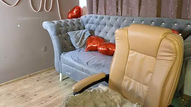 GloriNichols online show from 03-23-25, 06:26