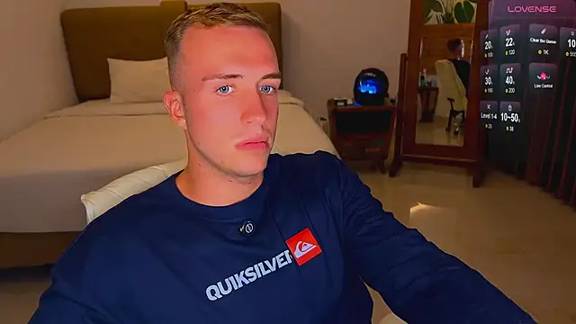 Snapshot of tommy_cumfinger chatting on 10-21-25, 11:22 tommy cumfinger online show from 10-21-25, 11:22