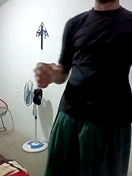 Snapshot of ale3J4a chatting on 11-16-25, 06:41 ale3J4a online show from 11-16-25, 06:41