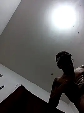 Snapshot of ale3J4a chatting on 12-02-25, 07:36 ale3J4a online show from 12-02-25, 07:36