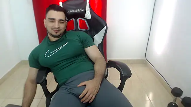 Snapshot of seux-88 chatting on 09-12-25, 12:27 seux-88 online show from 09-12-25, 12:27