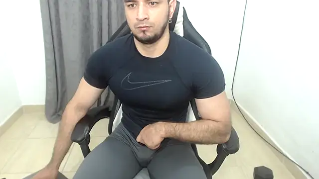 Snapshot of seux-88 chatting on 11-18-25, 10:41 seux-88 online show from 11-18-25, 10:41