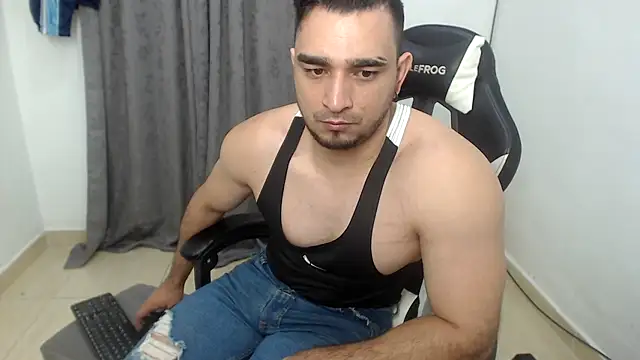 Snapshot of seux-88 chatting on 12-03-25, 12:29 seux-88 online show from 12-03-25, 12:29