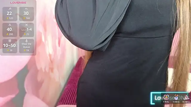 Snapshot of AriaGray chatting on 11-03-25, 02:29 AriaGray online show from 11-03-25, 02:29