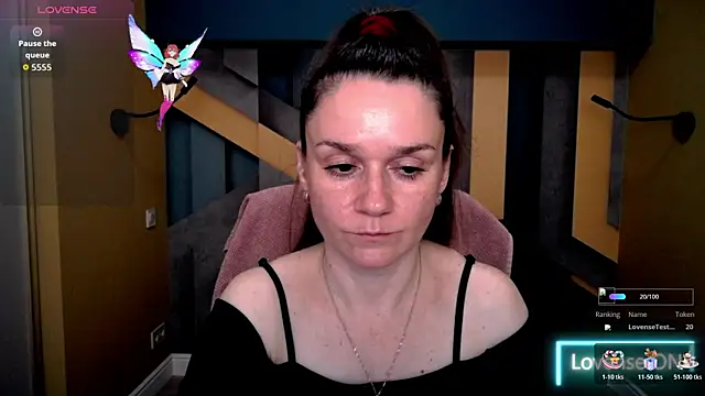 Snapshot of AriaGray chatting on 11-27-25, 01:57 AriaGray online show from 11-27-25, 01:57