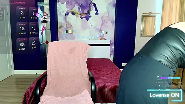 Snapshot of AriaGray chatting on 12-03-25, 07:16 AriaGray online show from 12-03-25, 07:16