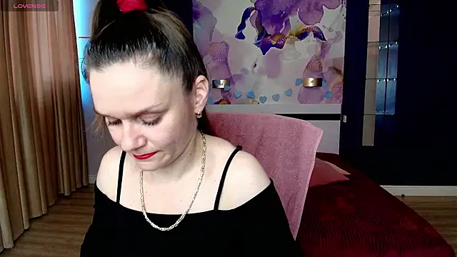 AriaGray online show from 03-08-26, 08:07