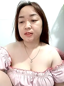 Snapshot of VyOanh2K chatting on 02-21-25, 04:59 VyOanh2K online show from 02-21-25, 04:59