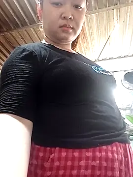 Snapshot of VyOanh2K chatting on 02-27-25, 09:22 VyOanh2K online show from 02-27-25, 09:22