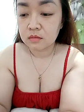 Snapshot of VyOanh2K chatting on 03-15-25, 05:37 VyOanh2K online show from 03-15-25, 05:37