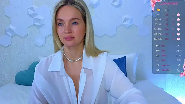 Lynna Sparks online show from 10-02-25, 02:18