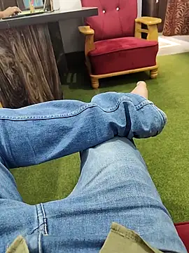 Snapshot of biharihotlund chatting on 02-28-25, 08:20 biharihotlund online show from 02-28-25, 08:20