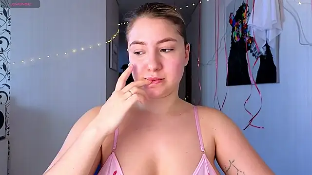 Yassyaaa online show from 03-07-25, 11:40