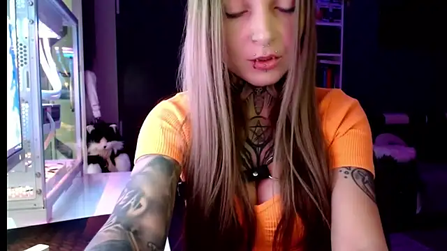 InesGold online show from 03-17-25, 04:22