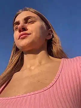 GraceTorrez online show from 01-11-25, 12:50