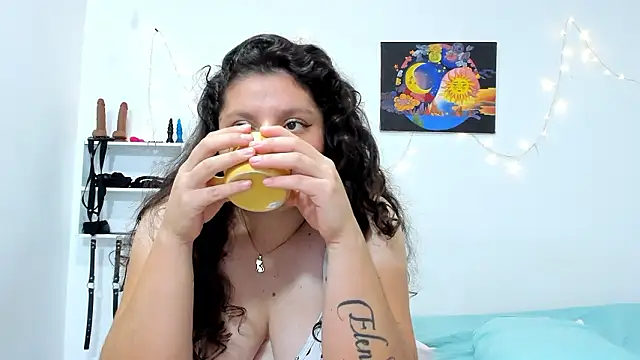 Karol IsabelCouple online show from 02-02-26, 03:49