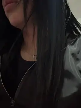 Snapshot of Sara_luna_ chatting on 03-03-25, 04:56 Sara luna online show from 03-03-25, 04:56