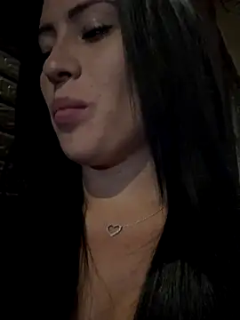 Sara luna  online show from 11-16-25, 01:55