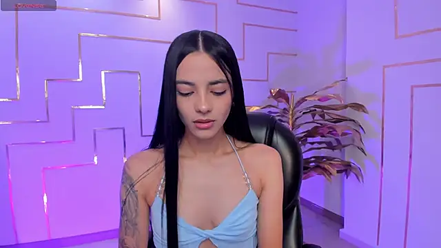 Snapshot of HannahJamesX chatting on 09-09-25, 05:45 HannahJamesX online show from 09-09-25, 05:45