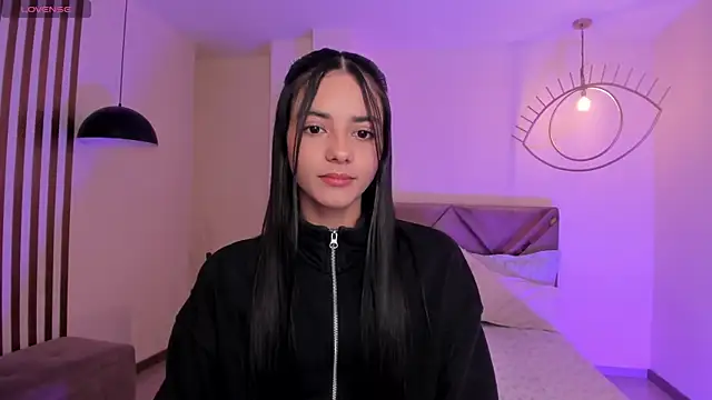 Snapshot of HannahJamesX chatting on 09-13-25, 06:29 HannahJamesX online show from 09-13-25, 06:29