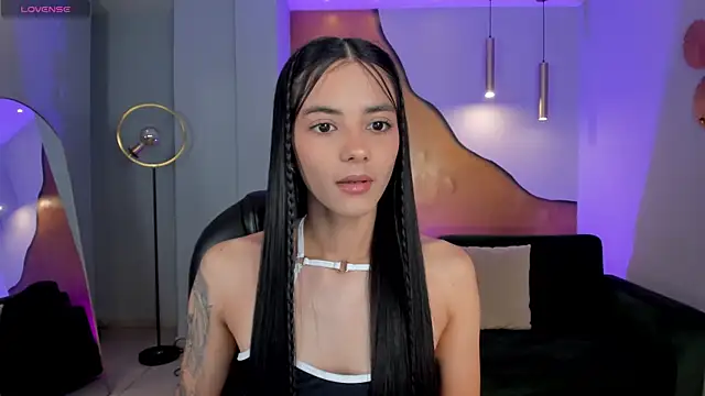 Snapshot of HannahJamesX chatting on 09-27-25, 07:08 HannahJamesX online show from 09-27-25, 07:08